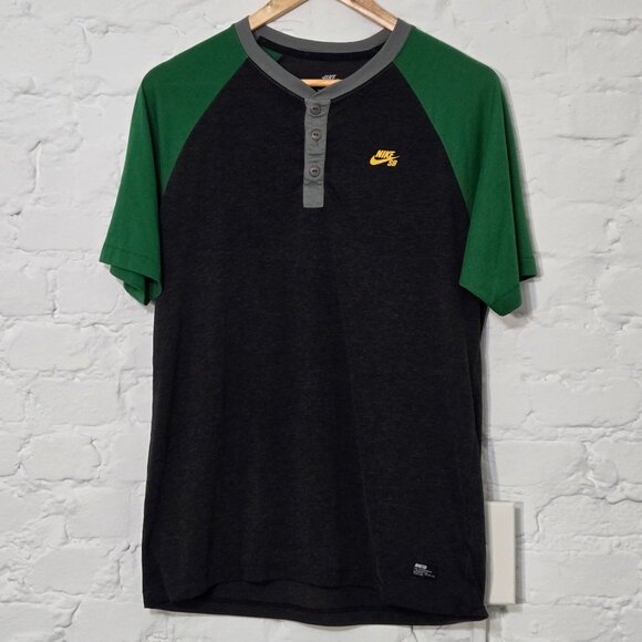 Nike SB Dri-Fit Raglan Henley, Men's Medium, Black/Green, Excellent Condition - Picture 1 of 7